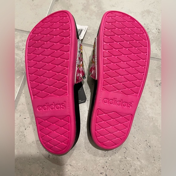 Adidas Adilette slide sandals. Floral print, Size 5 NWT - Picture 3 of 5